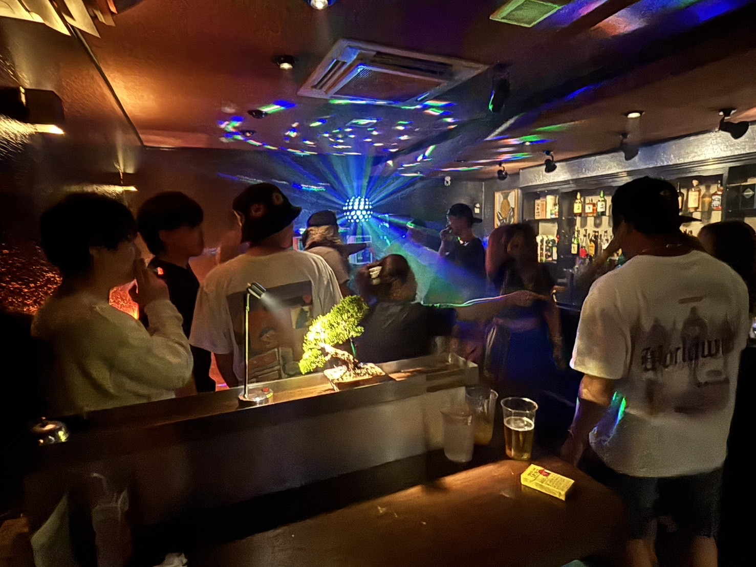 Bar Artemis 店内